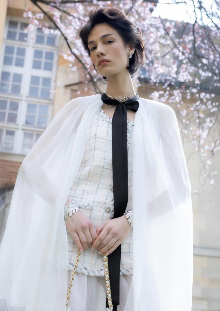 Alize Cekic book photo