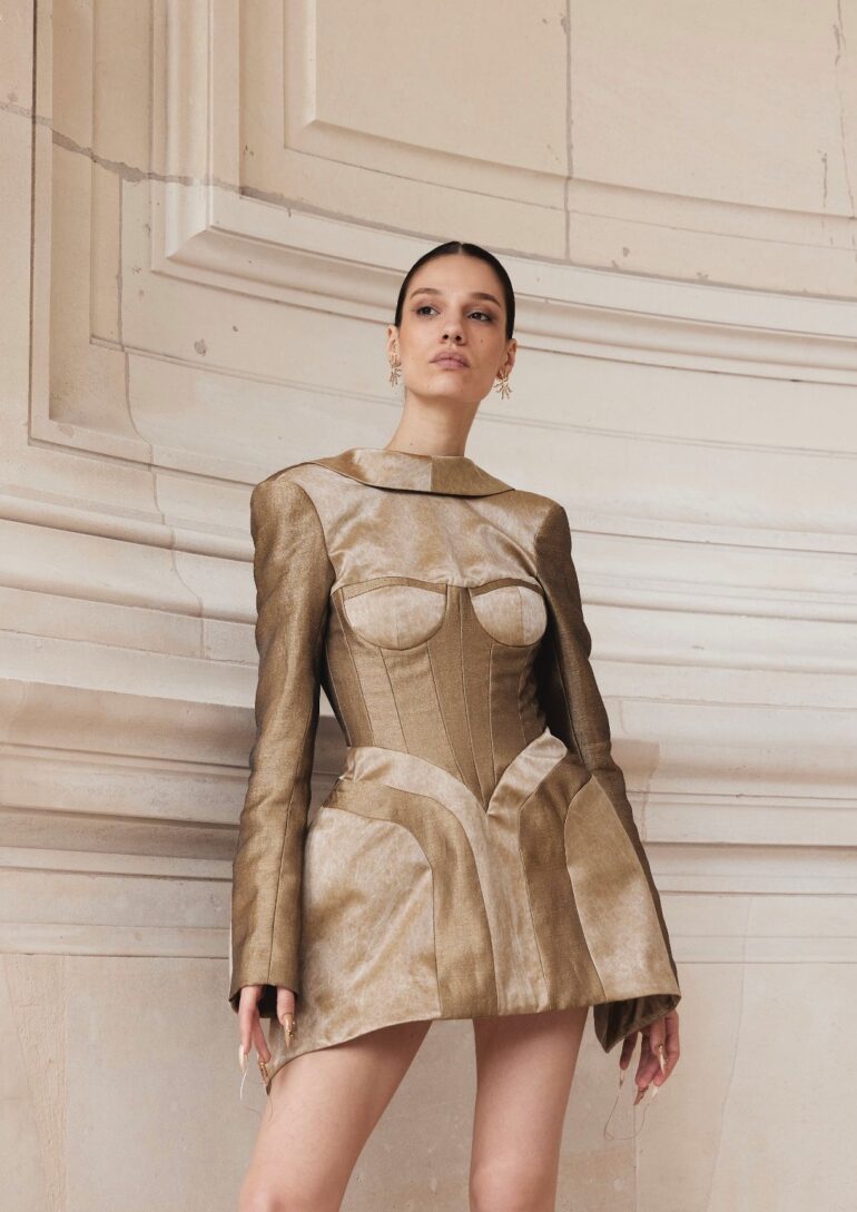 Alize Cekic book photo