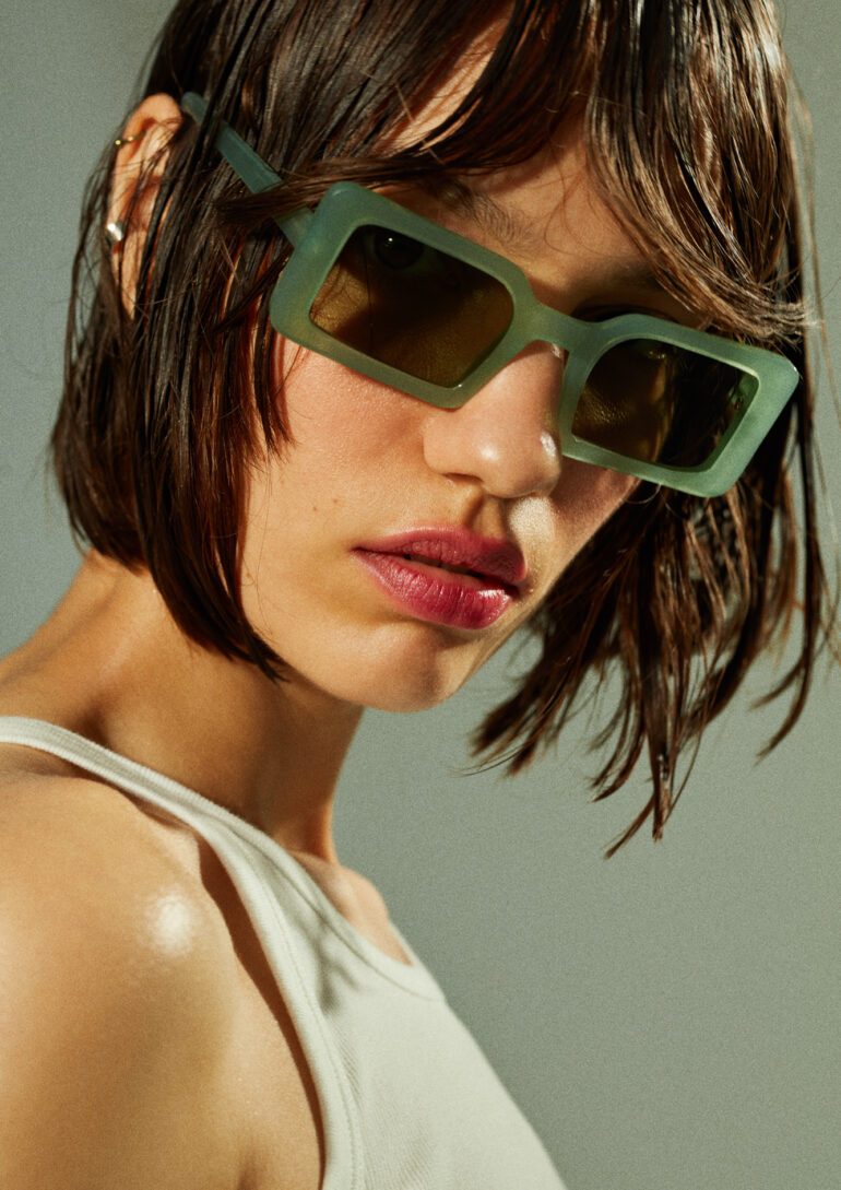 Alize Cekic book photo