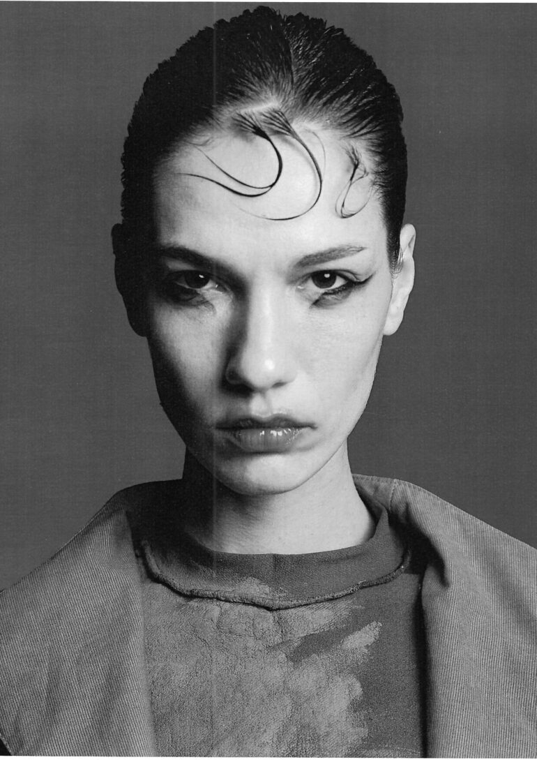 Alize Cekic book photo