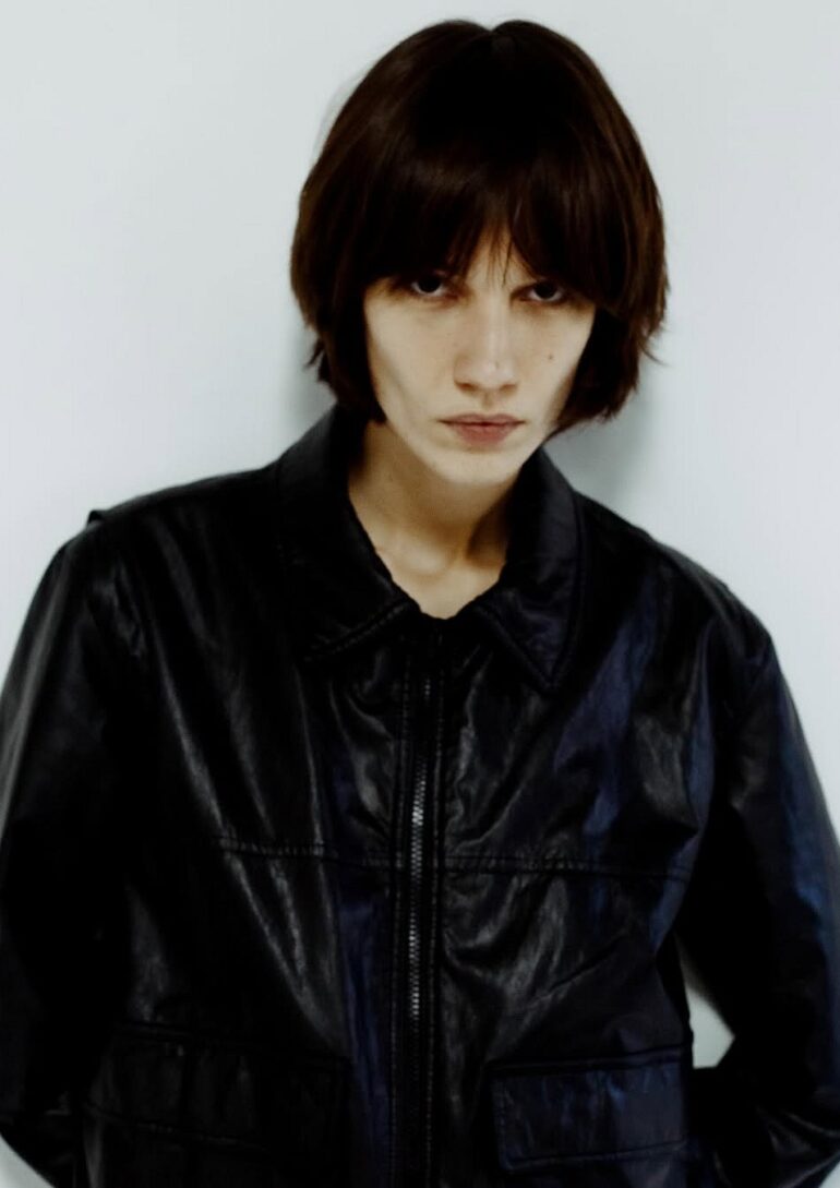 Alize Cekic book photo