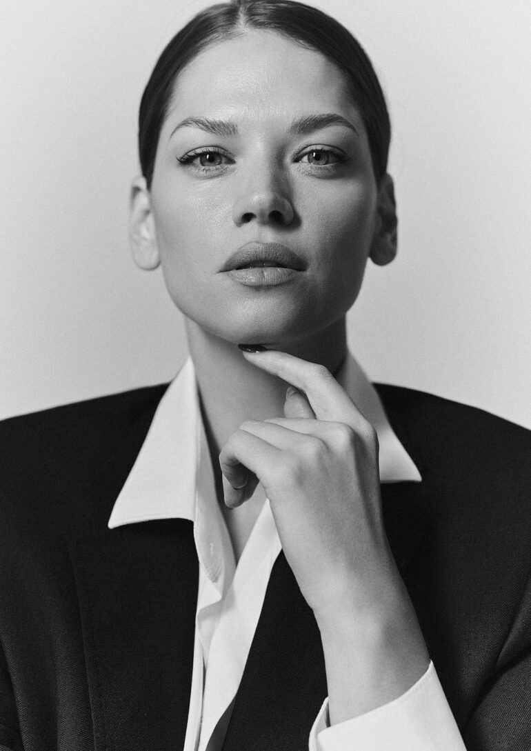 Claudia Anticevic book photo