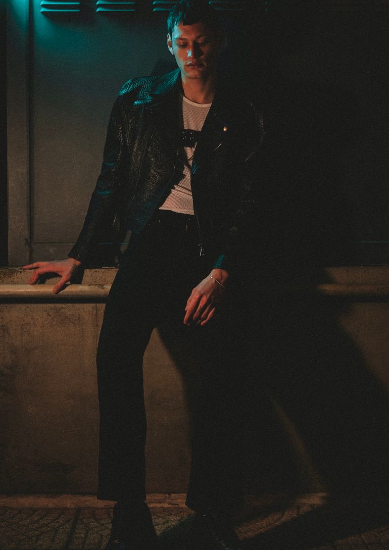 Iago Santibanez book photo