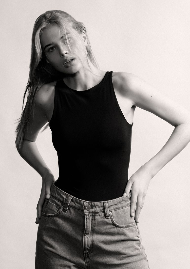 Anna Zolotukhina book photo