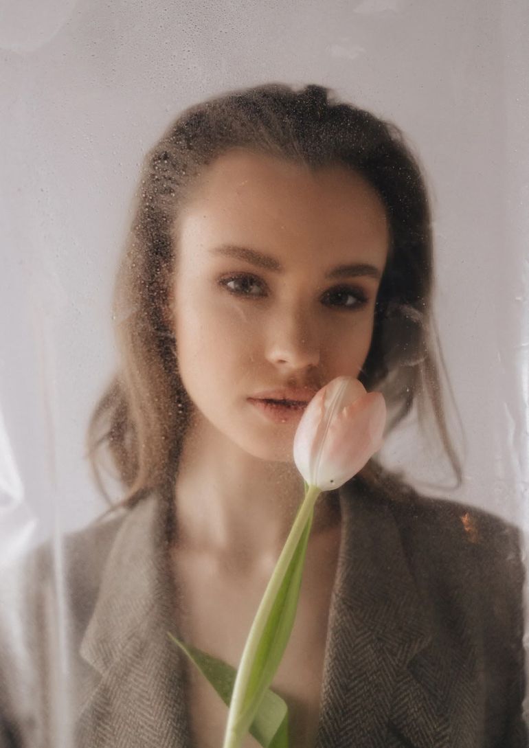 Yana Polo book photo