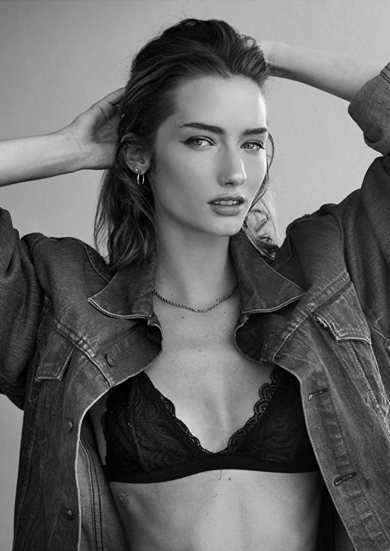 Haylee Ross book photo