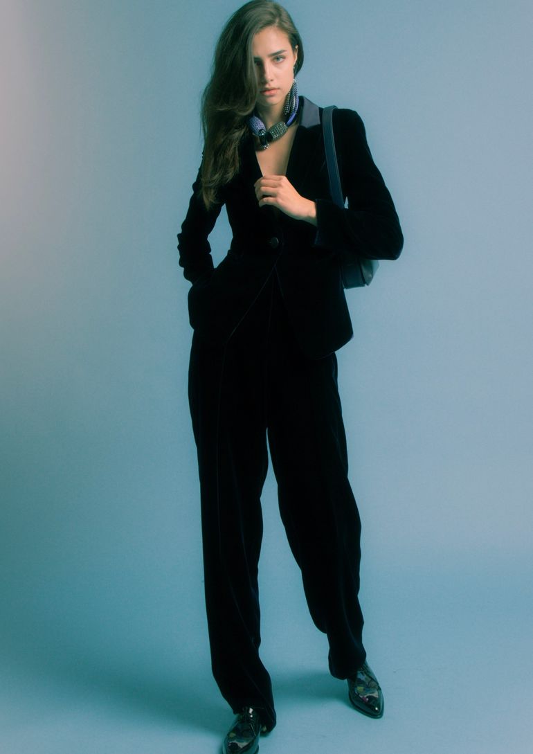 Ana Rossolovich book photo