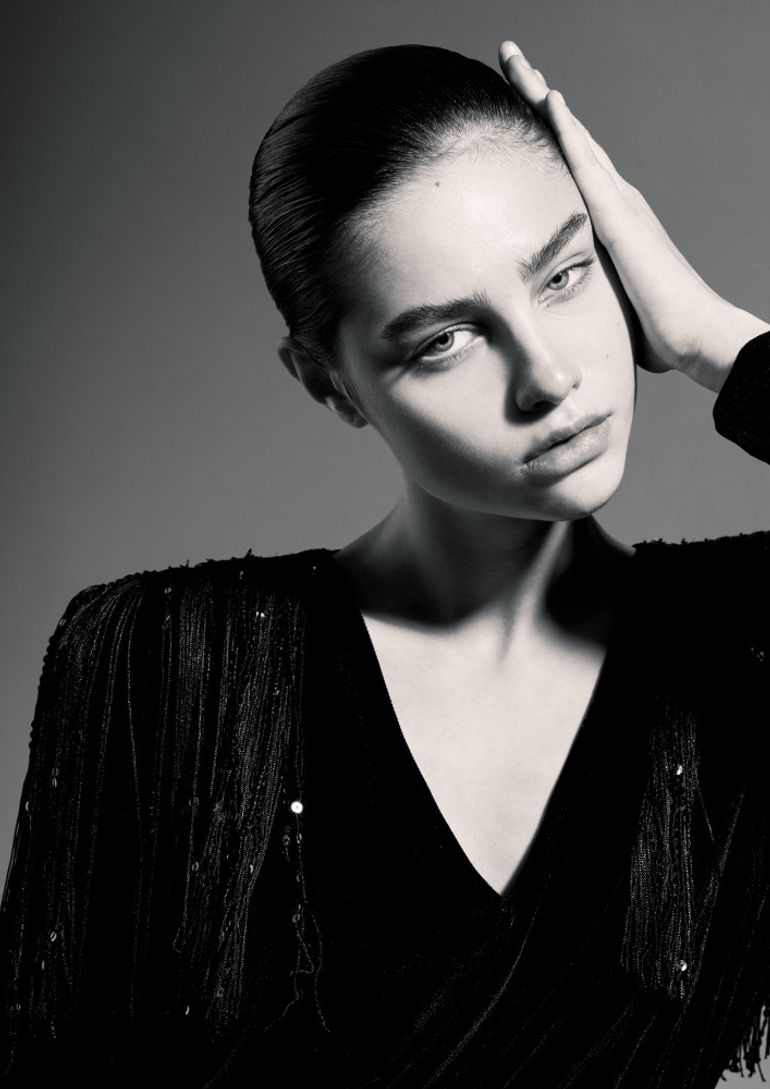 Ana Rossolovich book photo