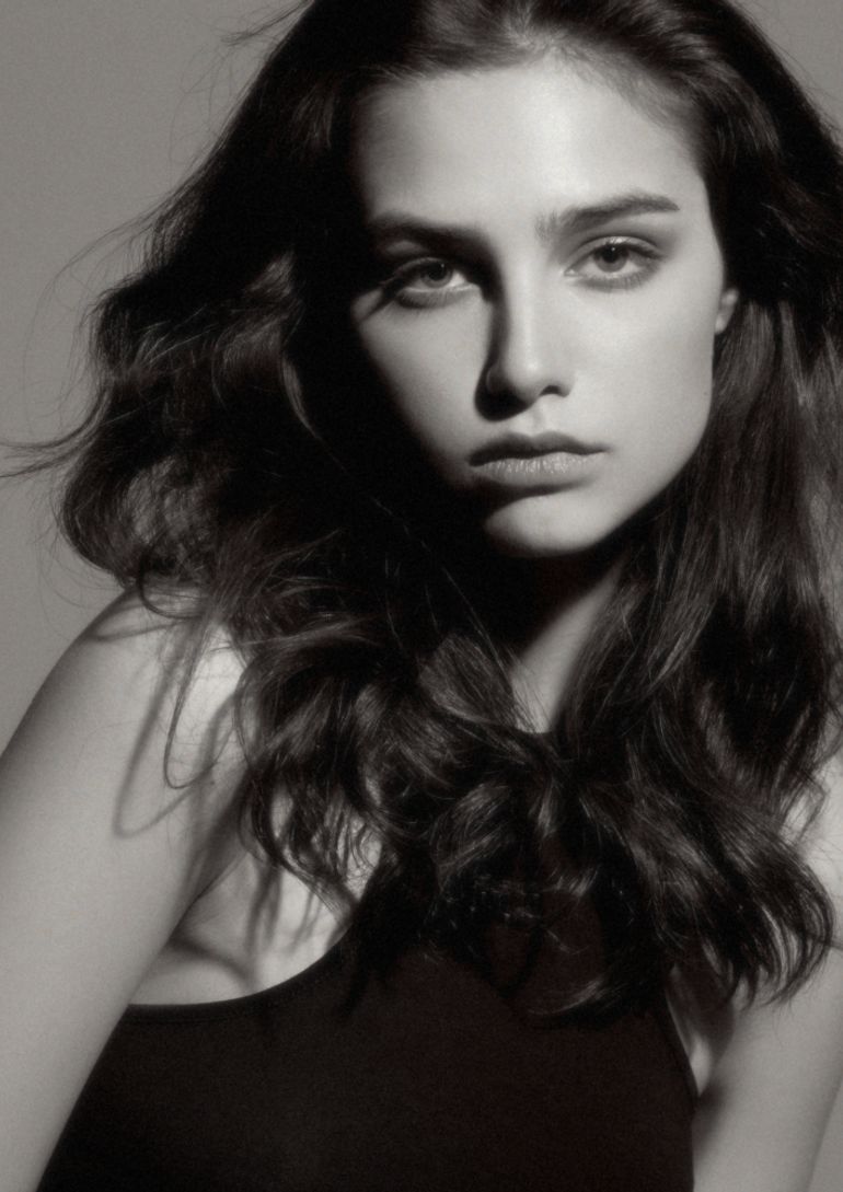 Ana Rossolovich book photo