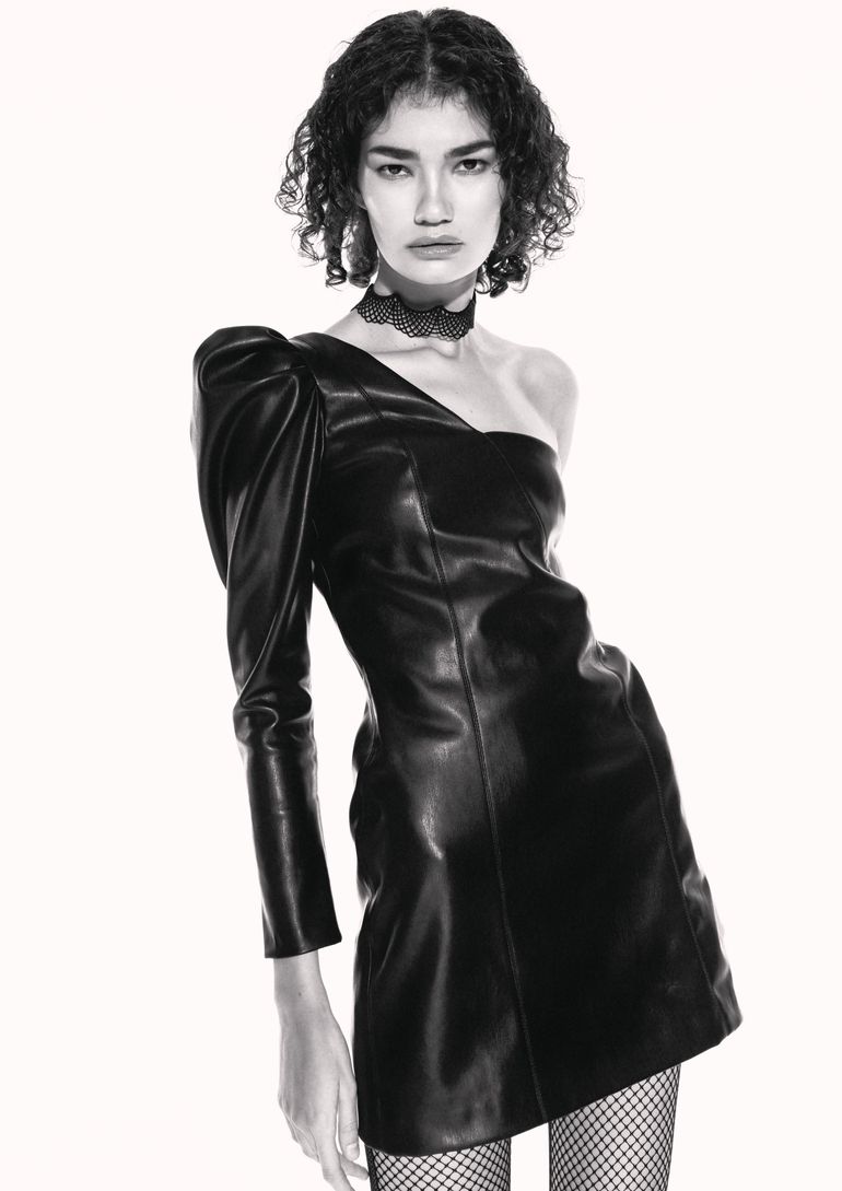 Sveta Black book photo
