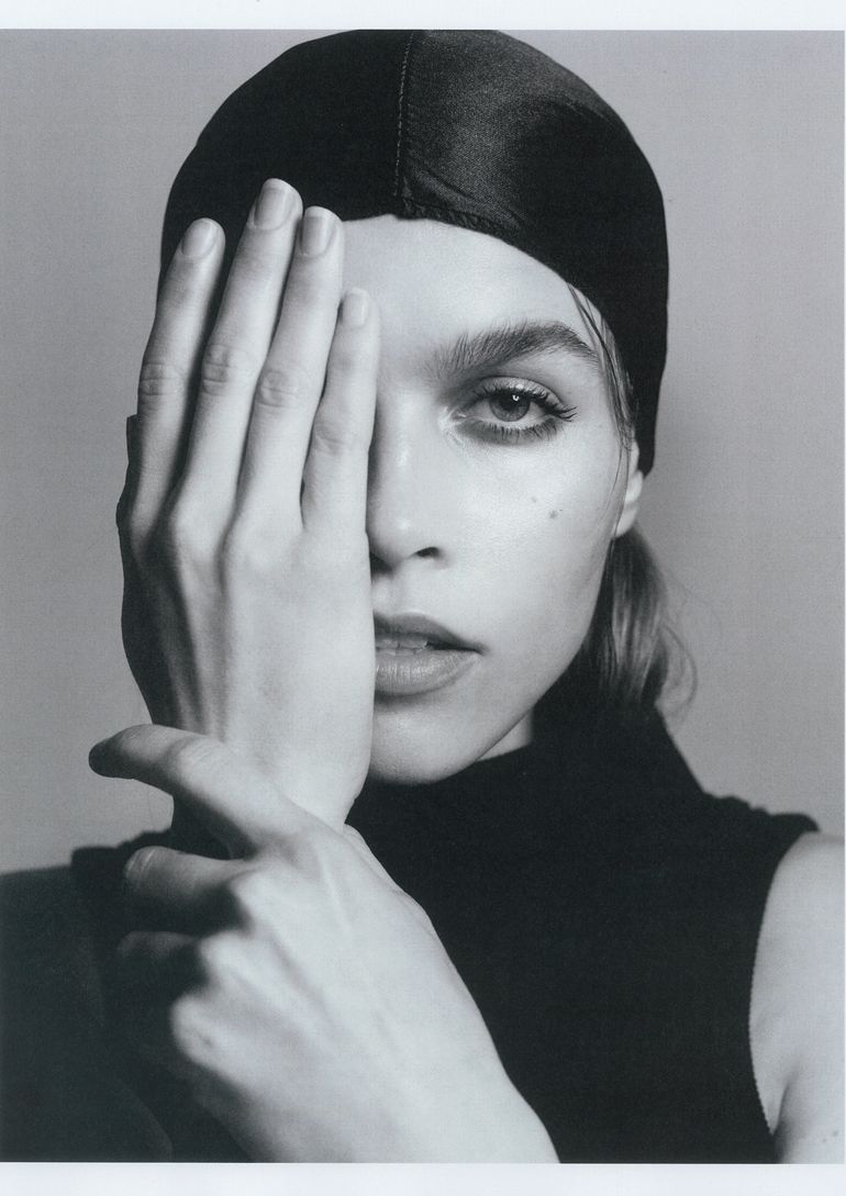 Olivia Aarneo book photo