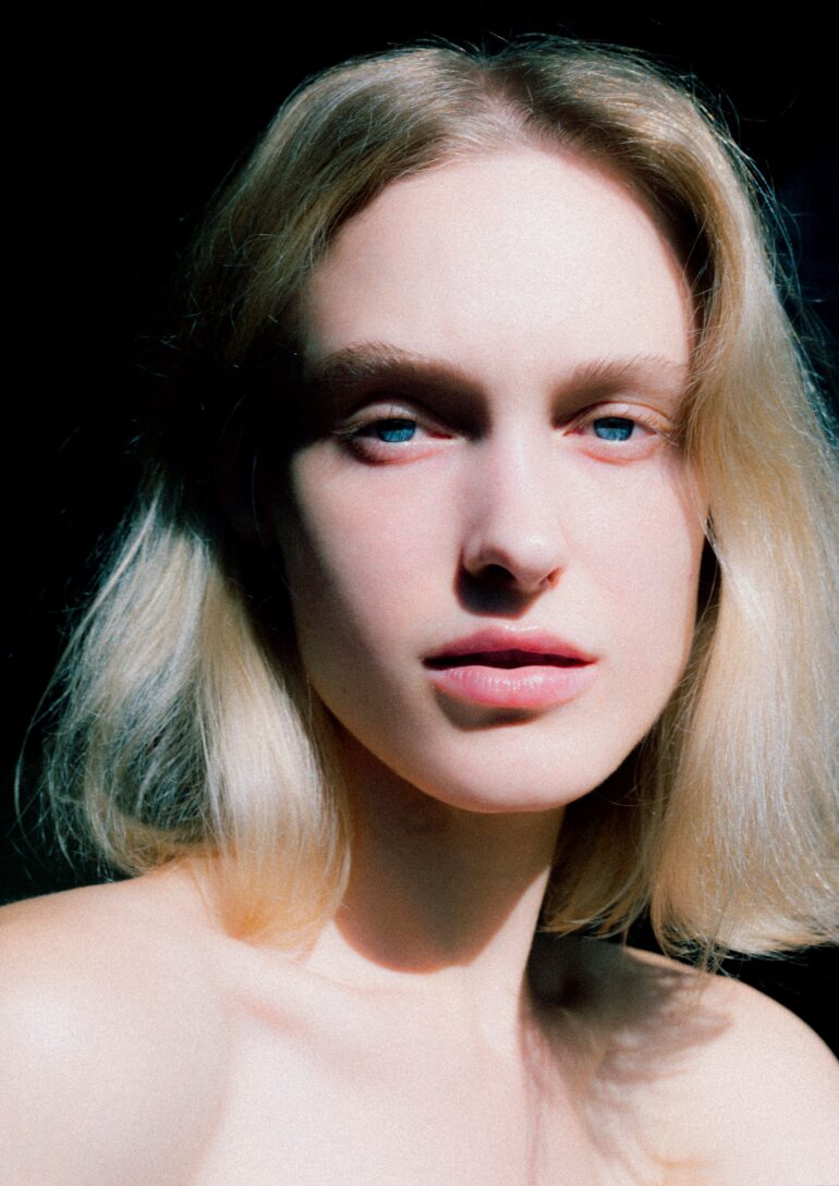 Eliza Kukawska book photo