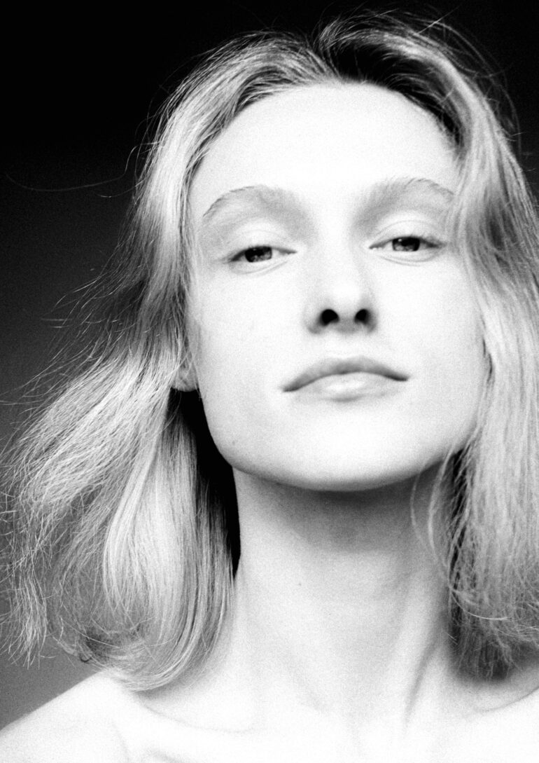 Eliza Kukawska book photo