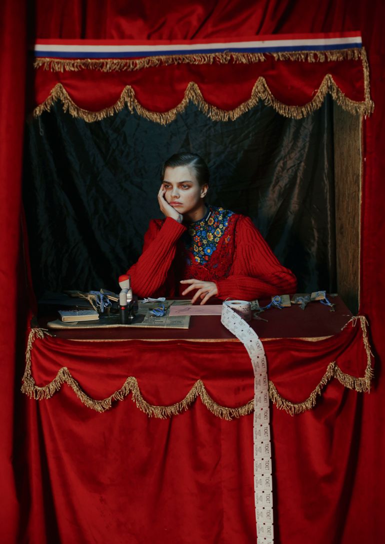 Dasha Khlystun book photo