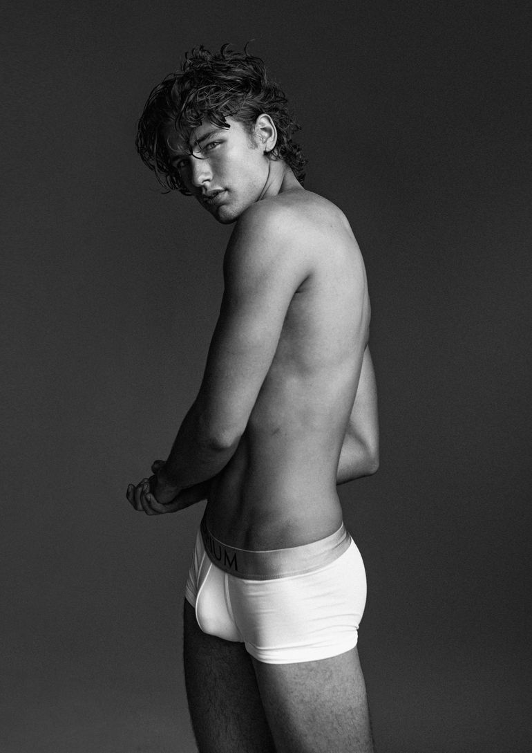 Ilya Romanov book photo