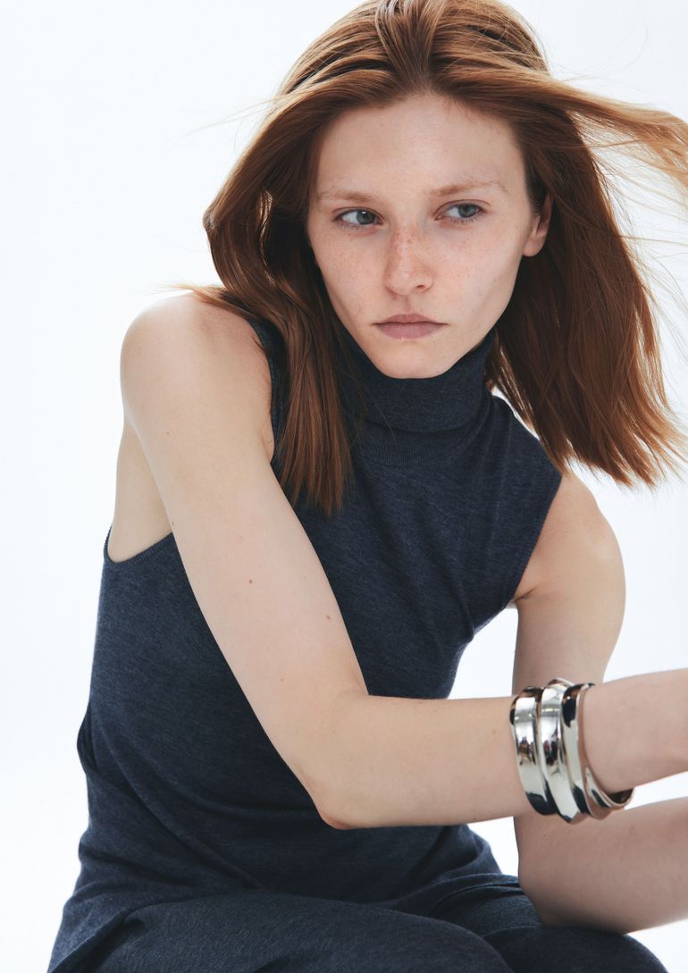 Alena Yarysh book photo