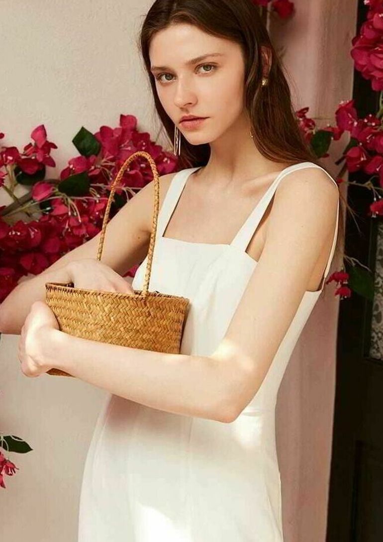 Alena Yarysh book photo