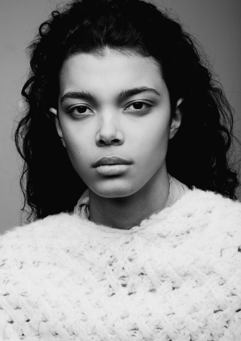 Livia Eduarda book photo