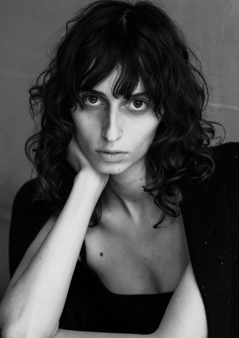 Aylin Delemen book photo
