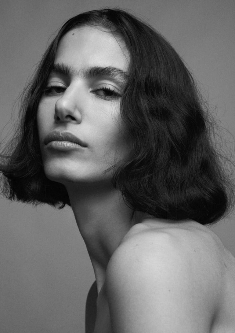 Alexandra Mangina book photo
