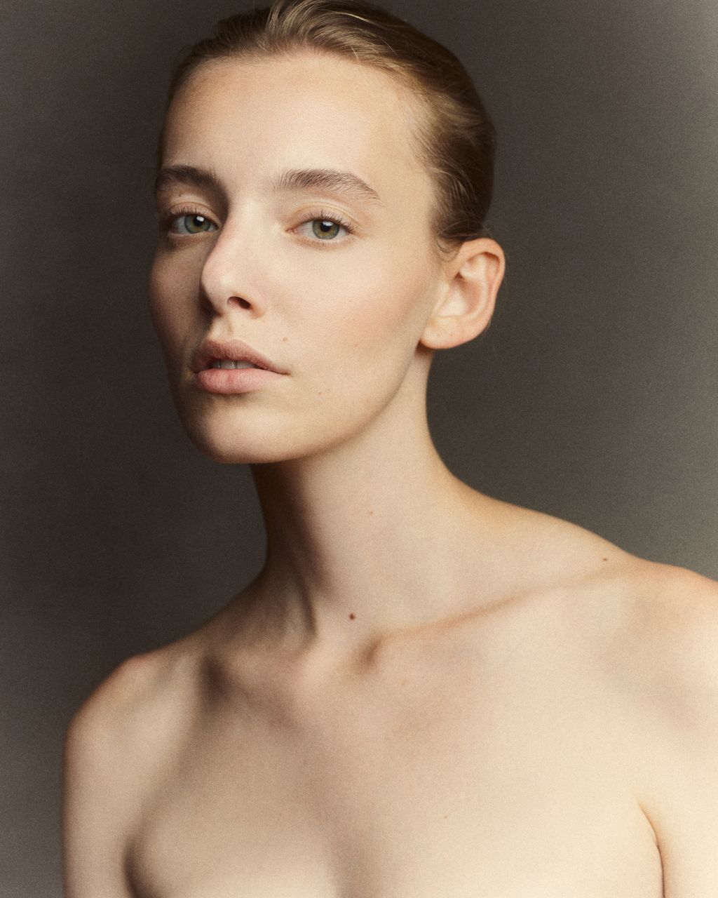 Julie Van de Ven profile