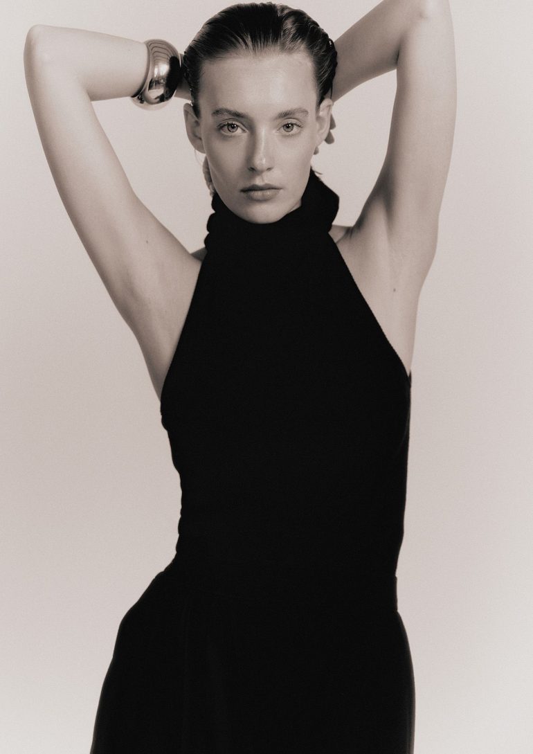 Julie Van de Ven book photo