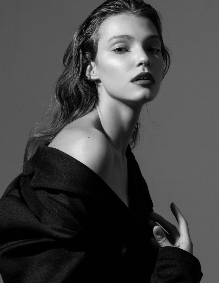 Anna Gryzlova – True Models