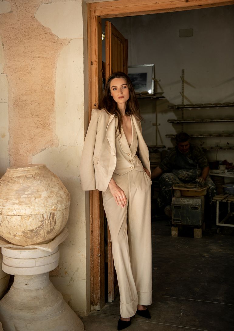 Daria Moor book photo