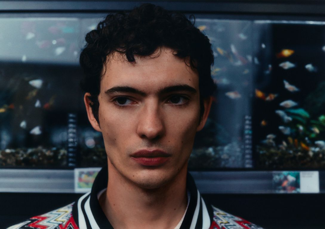 Piero Mendez book photo