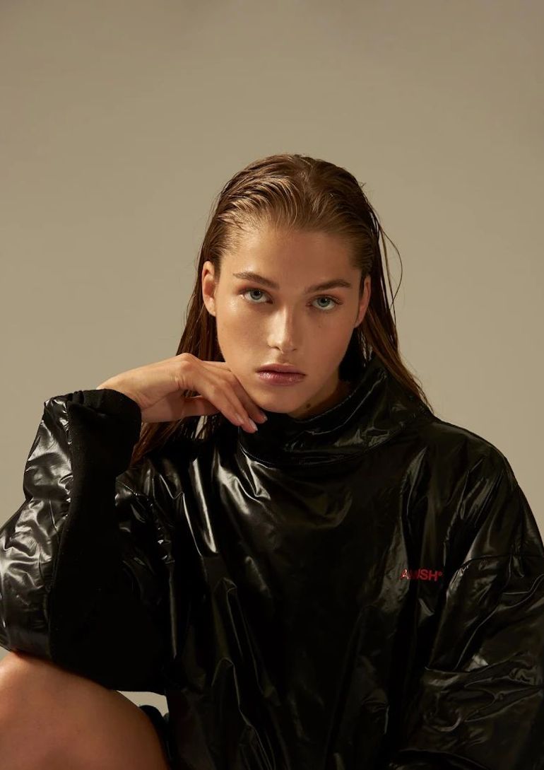 Lera Nikolaeva book photo