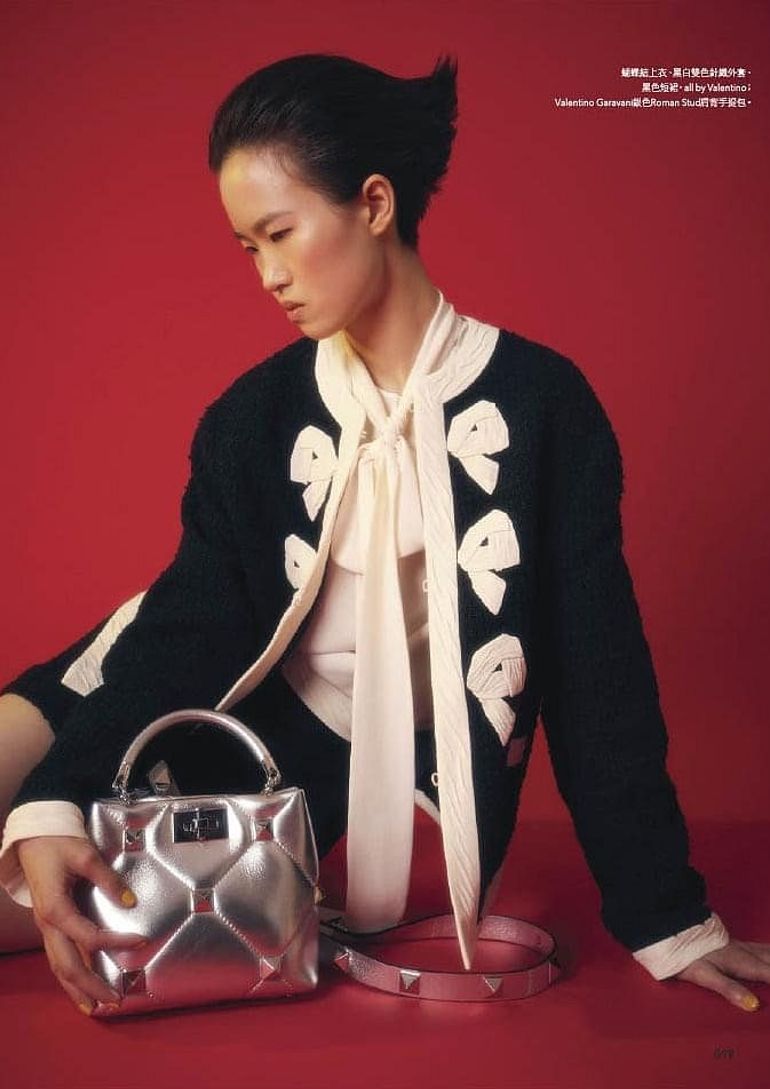 Liu Liu book photo