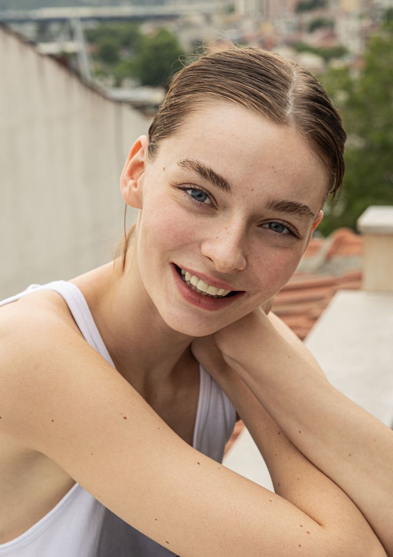 Olivia Kozak book photo
