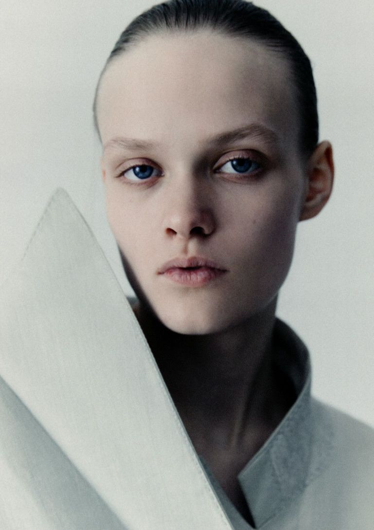 Dasha Kazakova book photo