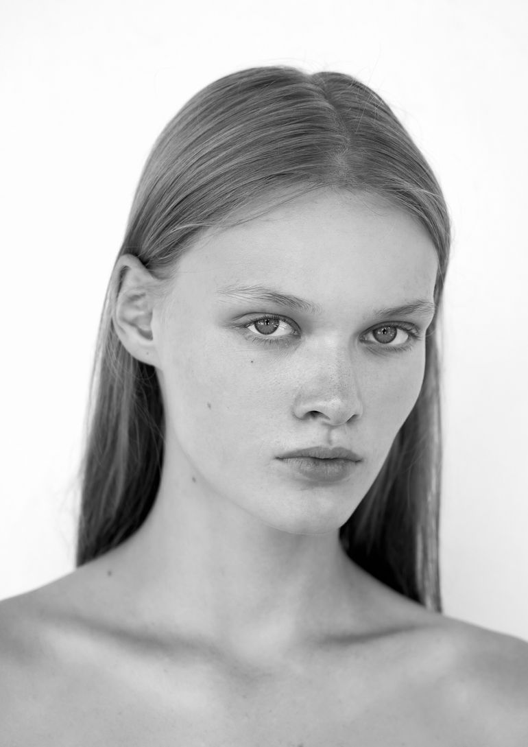 Dasha Kazakova book photo