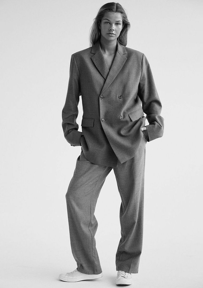 Jasmin Waltz book photo