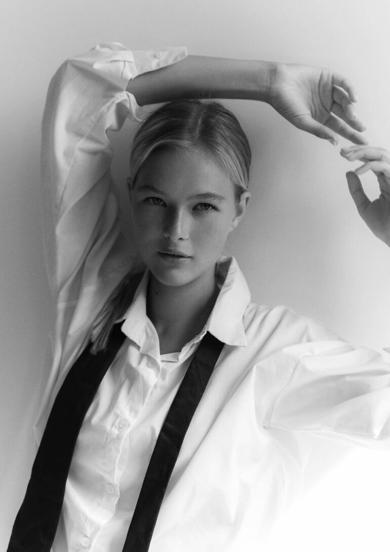 Alina Zyrianova book photo