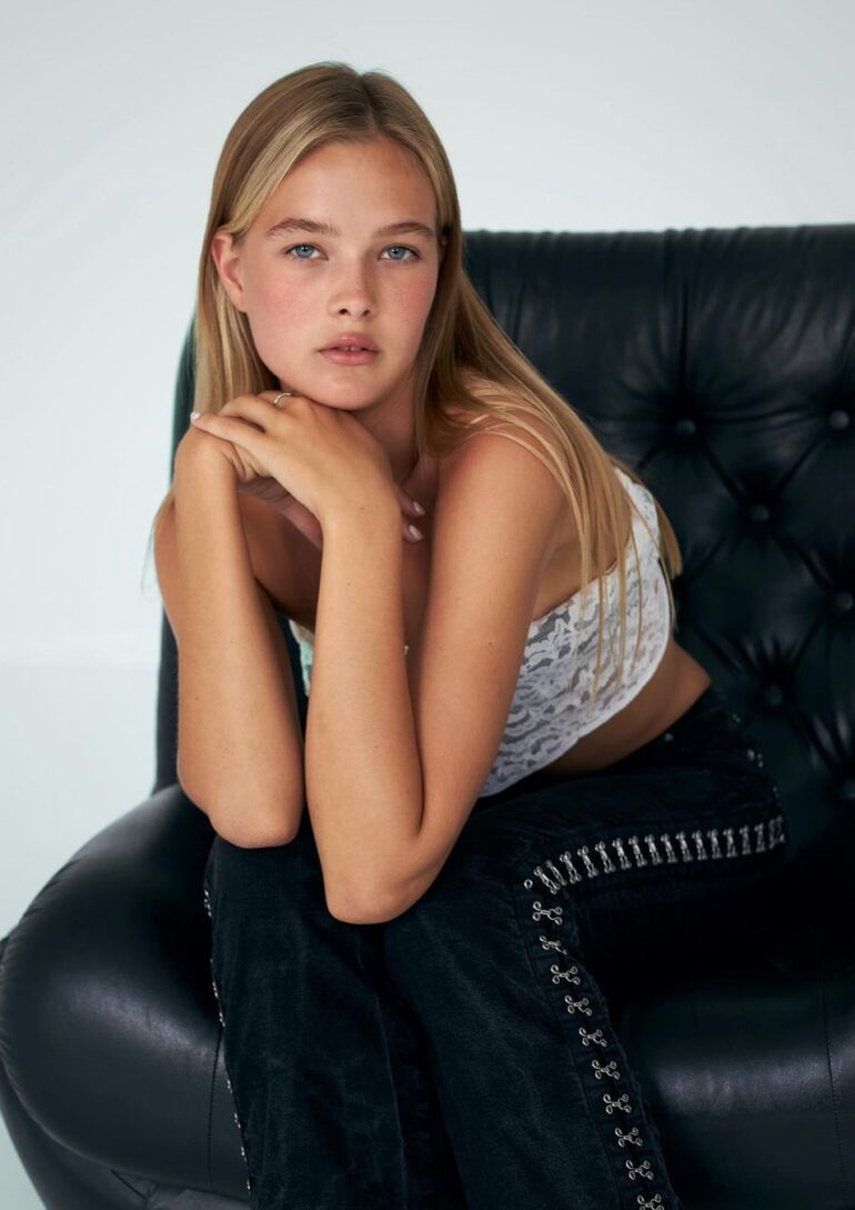 Alina Zyrianova book photo