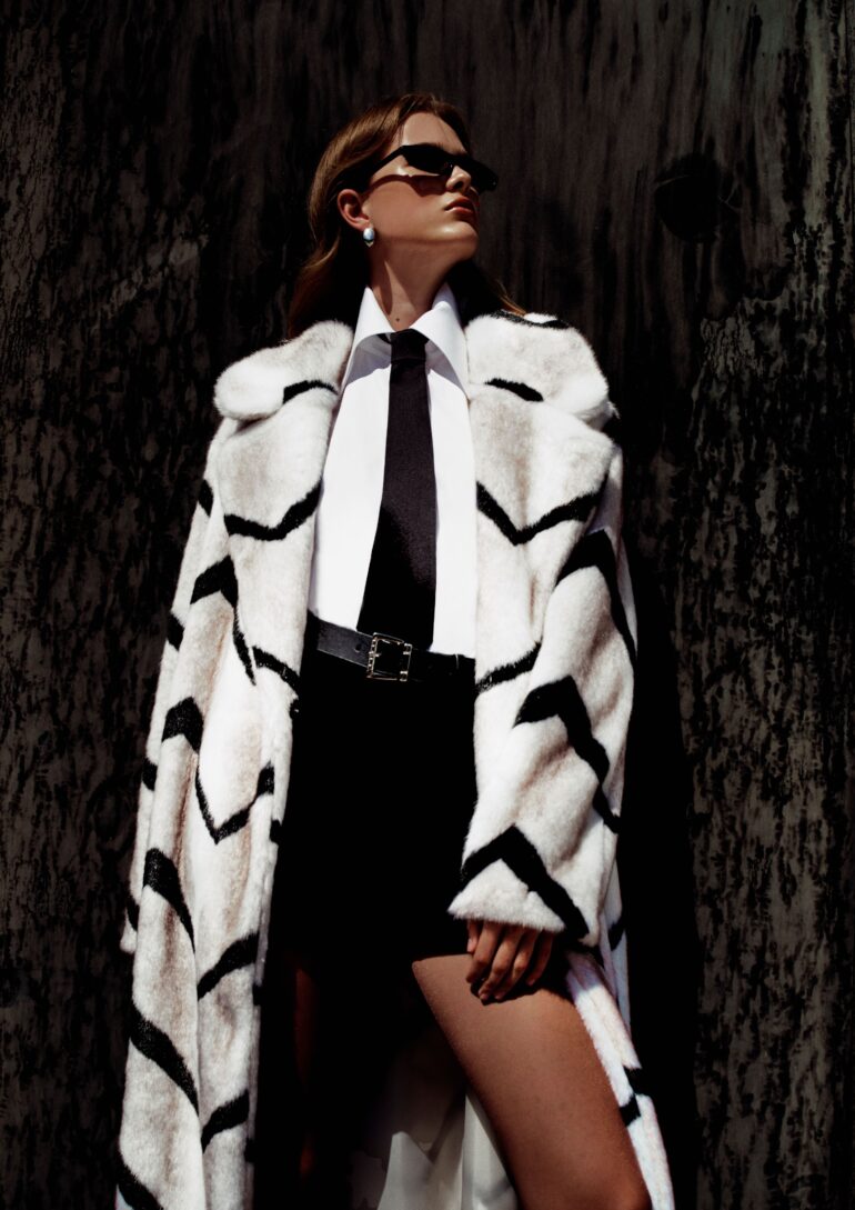 Alina Zyrianova book photo