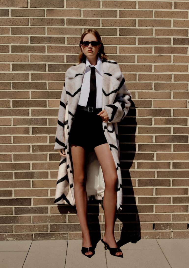 Alina Zyrianova book photo