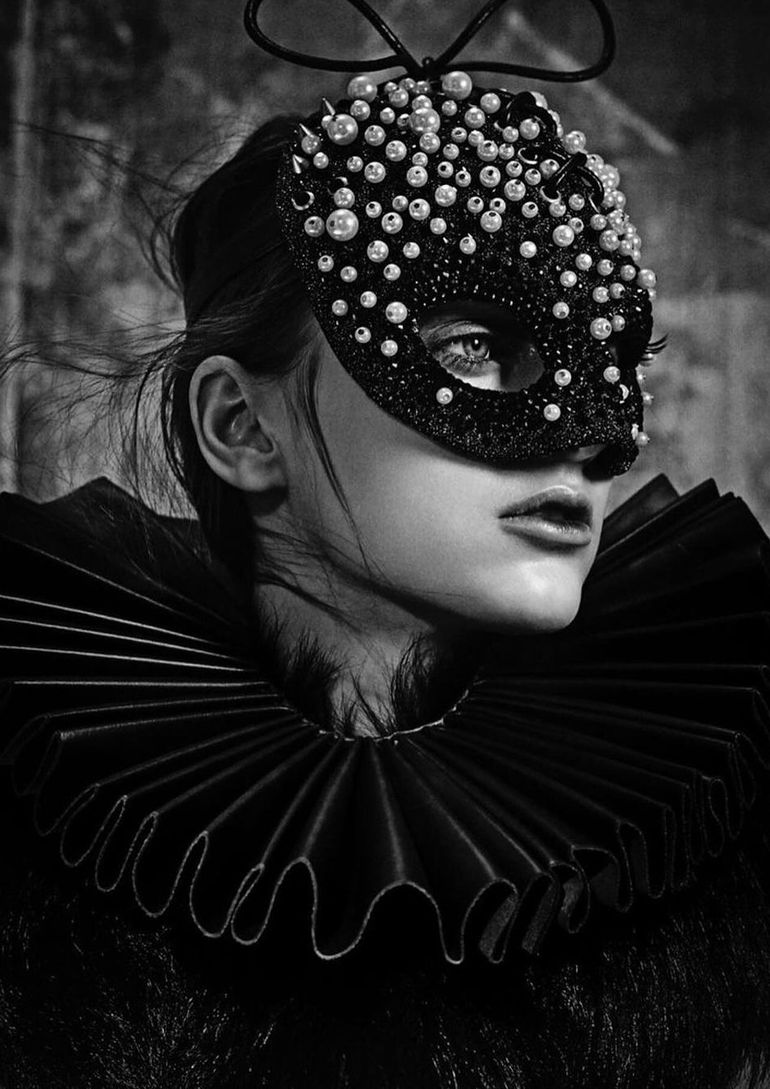 Sasha Rudakova book photo