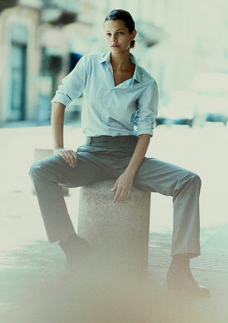 Jasmin Waltz book photo