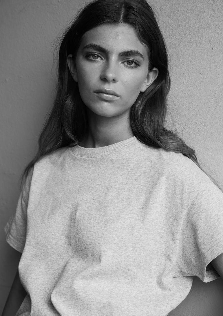 Laura Kendal book photo