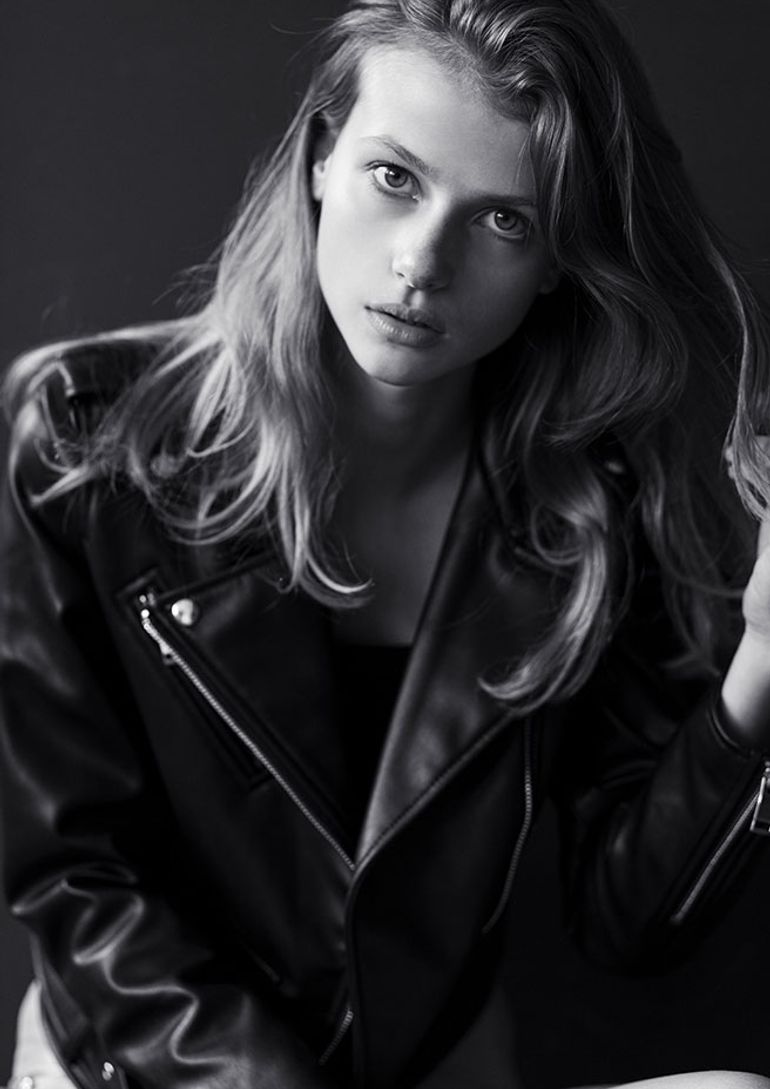 Lenja Mess book photo