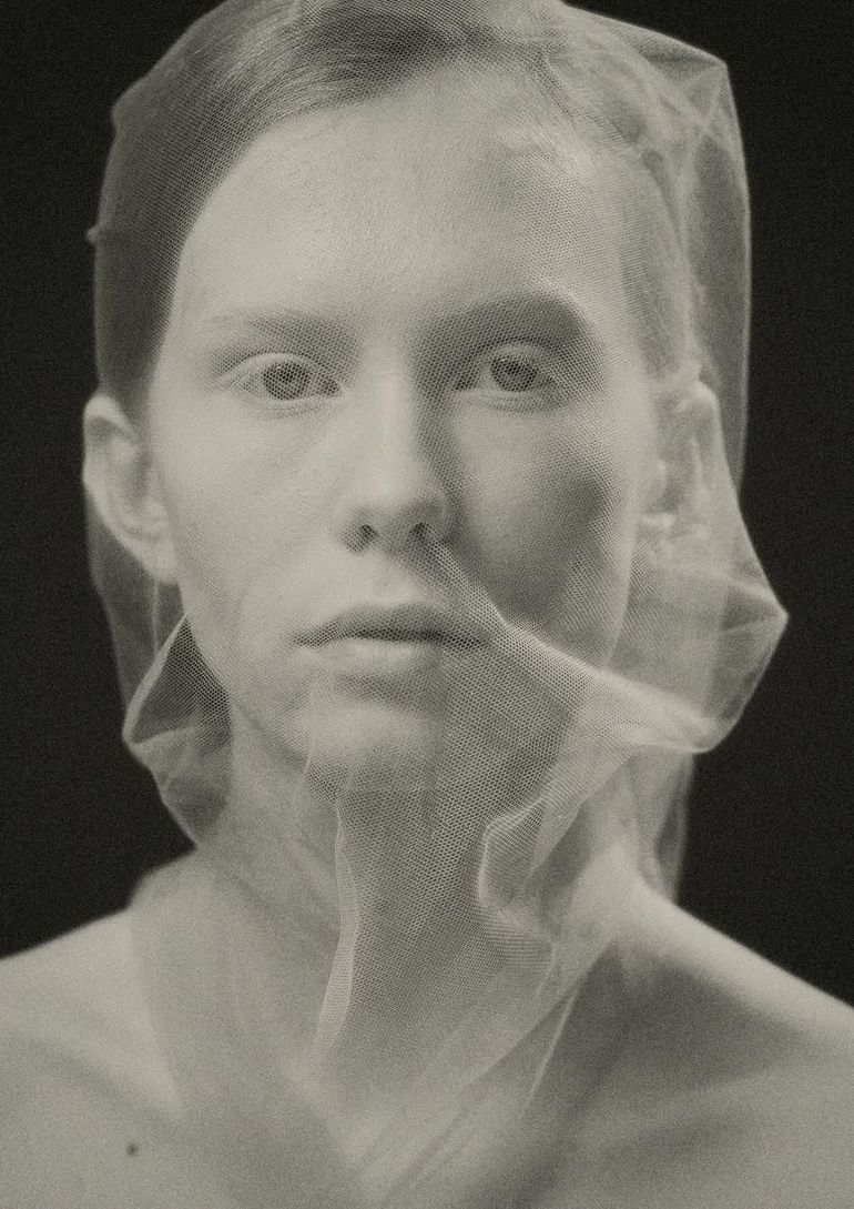 Julija Skutelska book photo