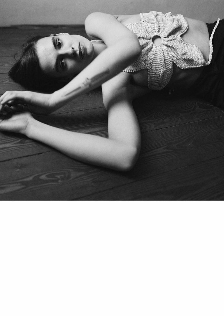 Dasha Plonas book photo