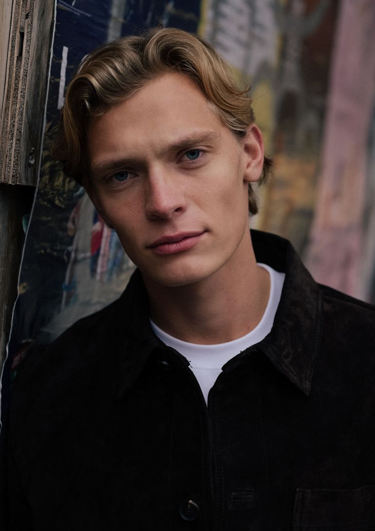 Lukas Adrian