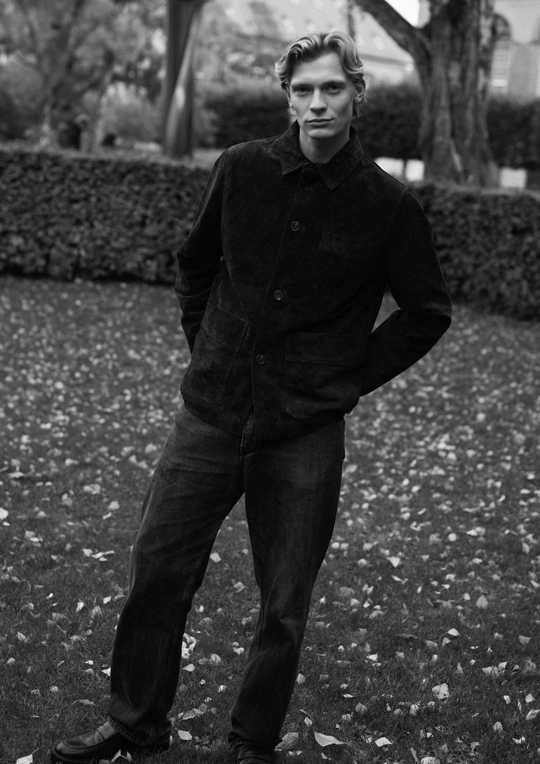 Lukas Adrian book photo