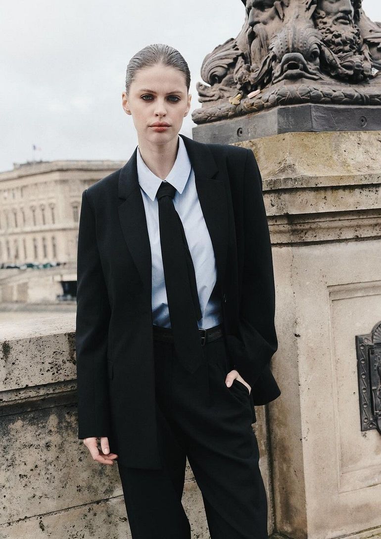 Anna Yuraeva book photo