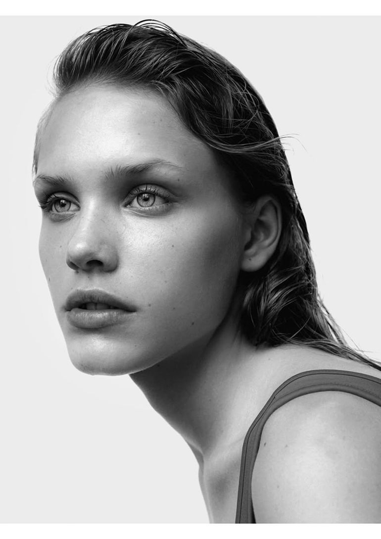 Maria Modina book photo