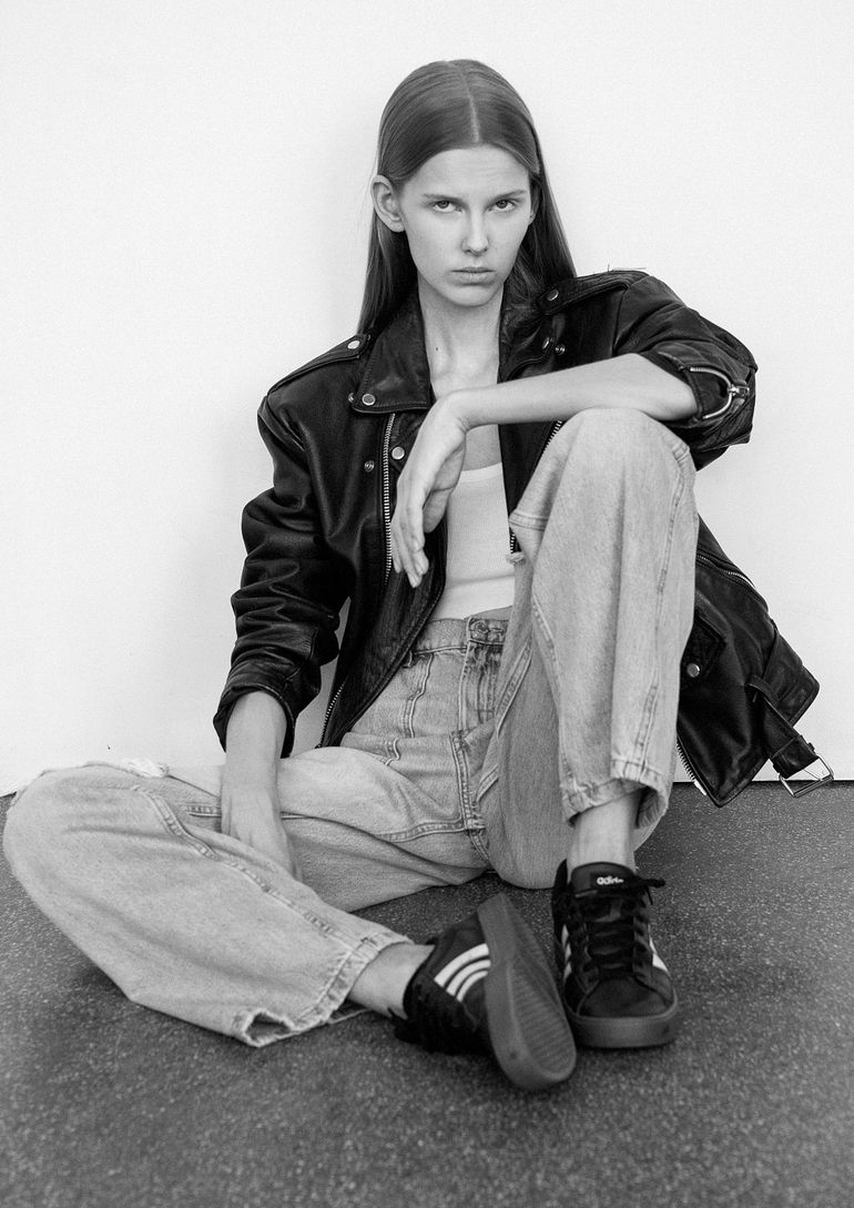 Pinja Sutinen book photo